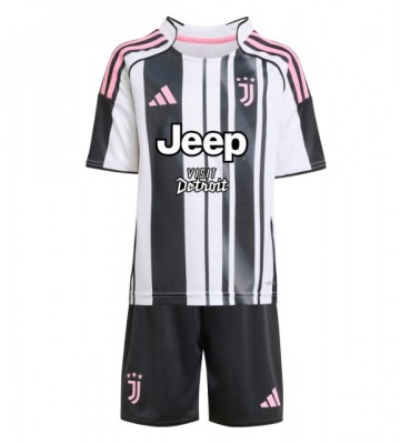 Juventus Pierre Kalulu #15 Hjemmebanetrøje Børn 2025-26 Kortærmet (+ Korte bukser)